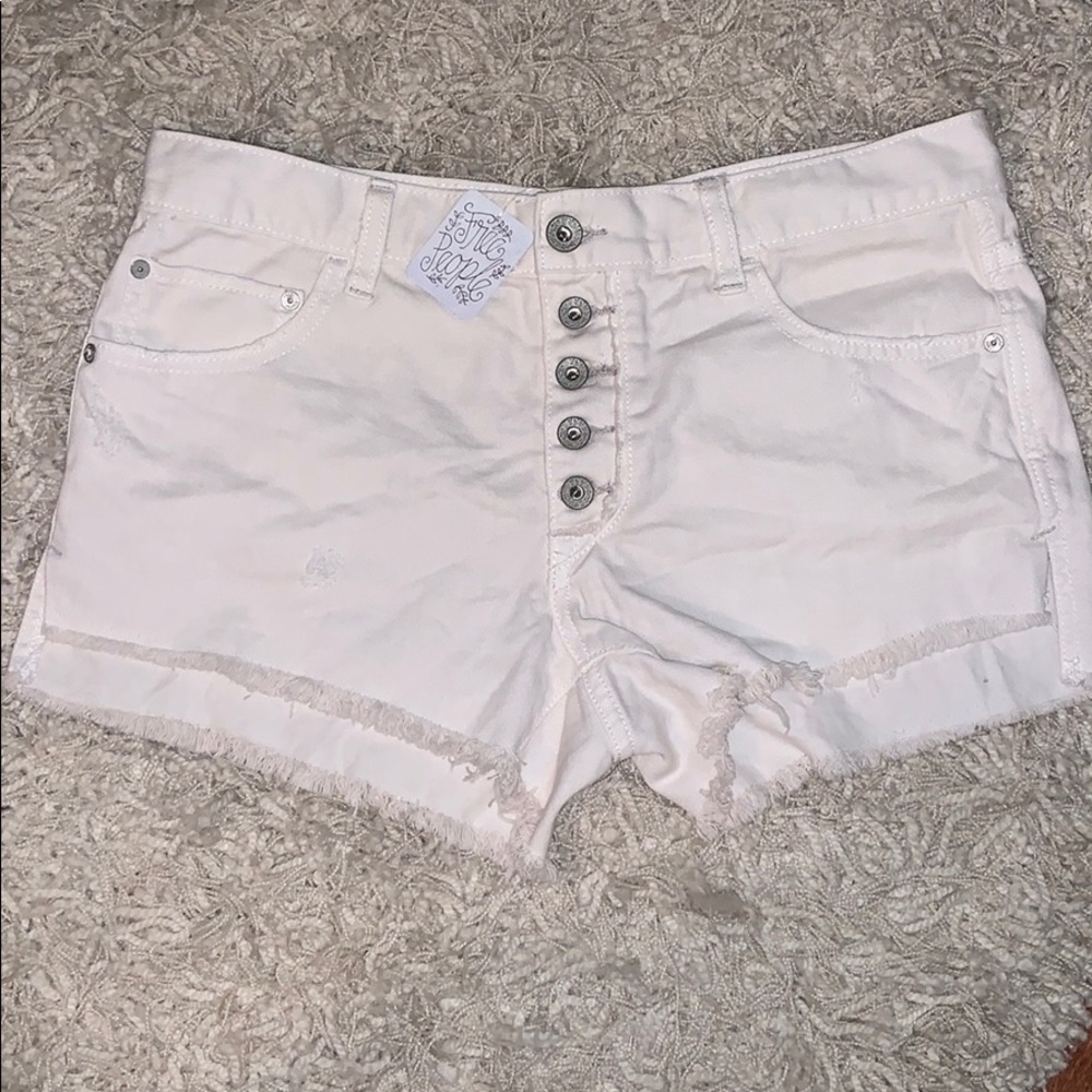 NWT Free People White Denim Shorts | Size 27